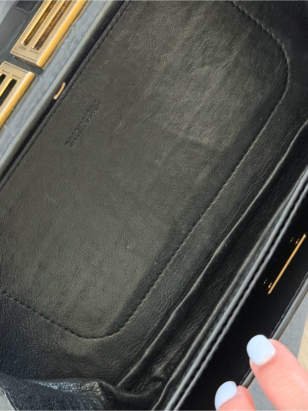 Balenciaga Gossip Small Bag Croc-Embossed - Picture 4 of 6